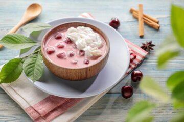 meglevesh-hungarian-cold-cherry-soup